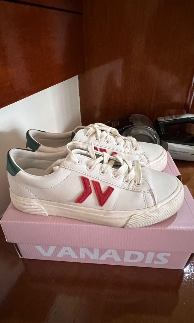 vanadis sneakers