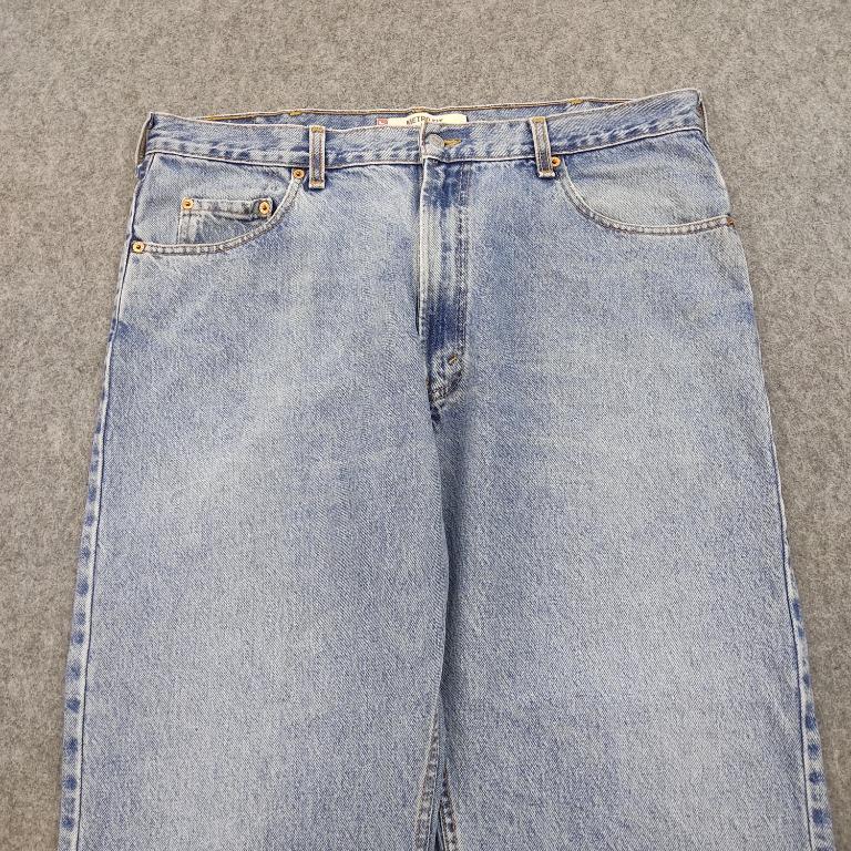 Levis 528 online