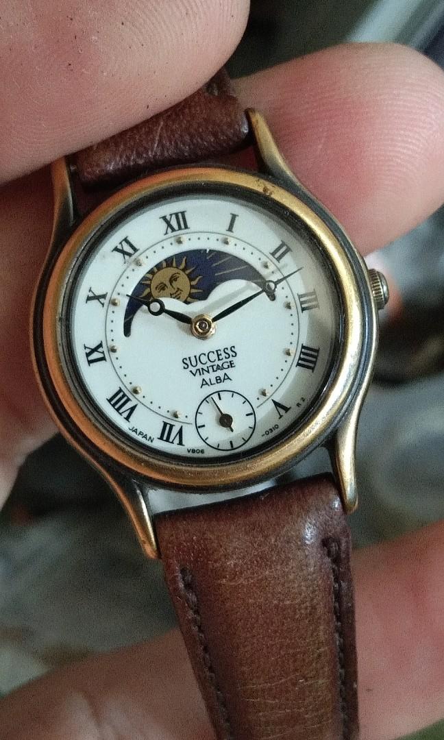 Vintage Alba success moonphase lady watch Japan