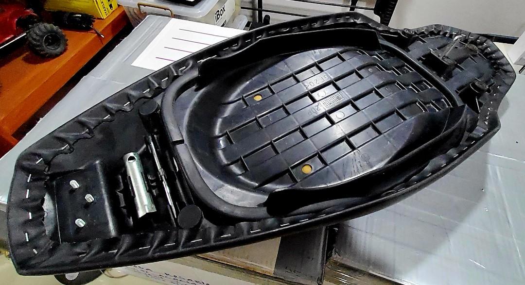 Yamaha NMax v1 Original Seat with Tool Set, Motorbikes, Motorbike Parts