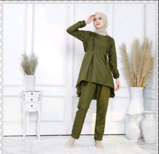 (Kategori: ) berada di . Dikirim oleh Me_store (ID iklan 1158667453, Gambar 1). Deskripsi: .
