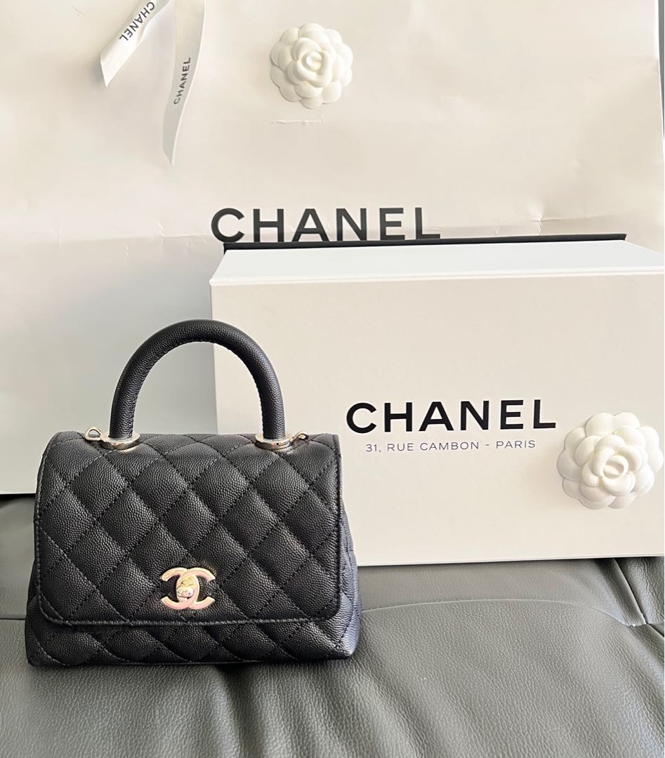 Chanel Coco Handle (22A), Women's Fashion, Bags & Wallets, Shoulder Bags on  Carousell