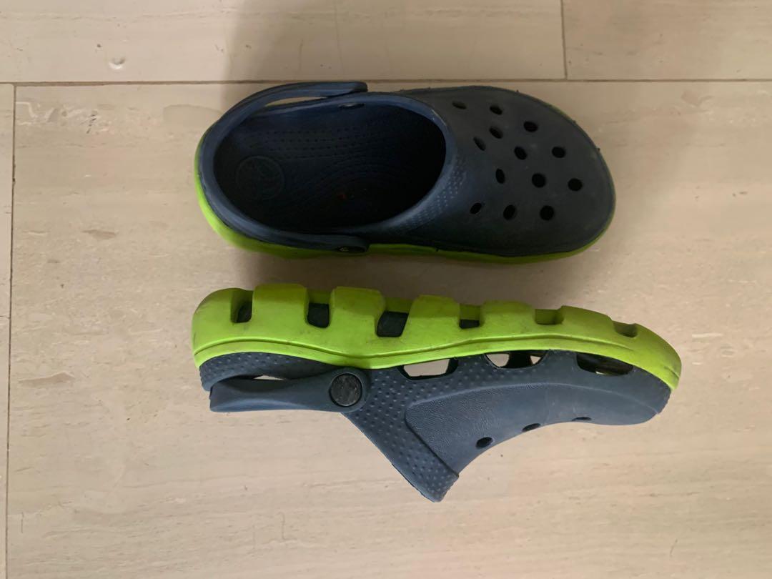 5 crocs deals
