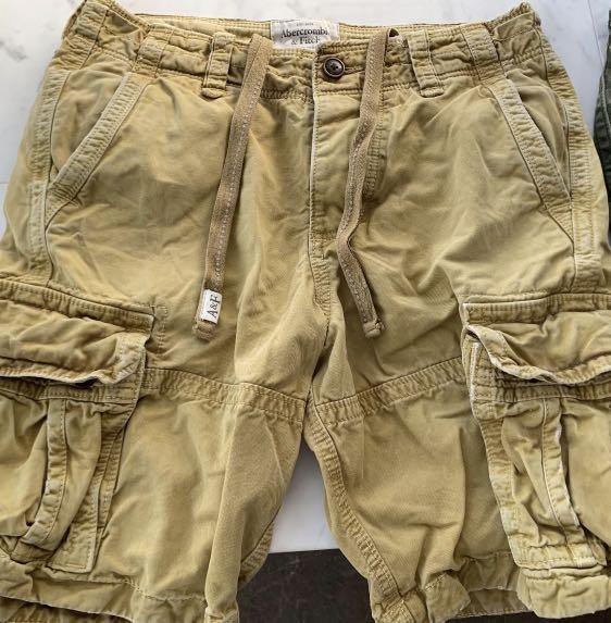 fitch (A\u0026F) cargo shorts beige color 