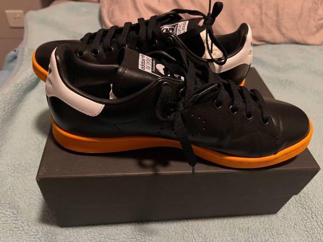 Raf simons stan hotsell smith black orange