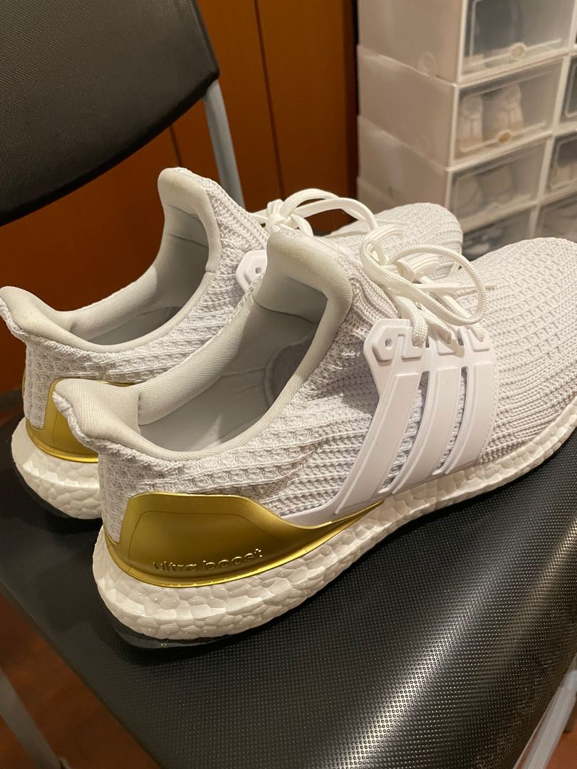 Adidas ultra deals boost 4.0 gold