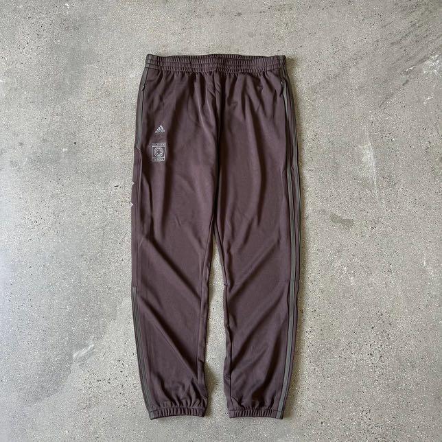 Yeezy season 6 calabasas pants best sale