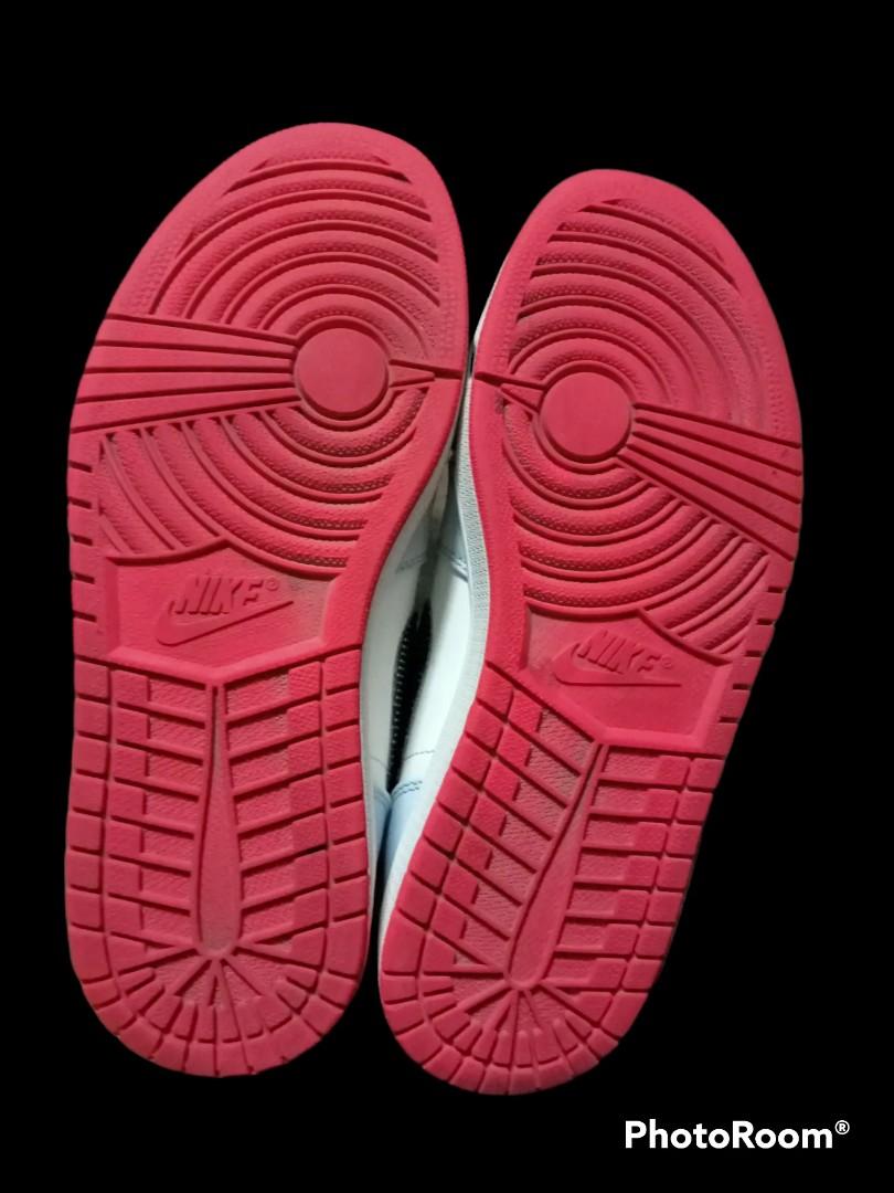 Half red half sales white jordan 1