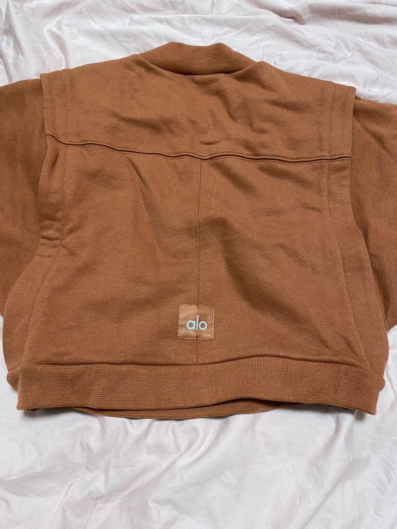 Alo cropped fresh coverup -RUst, 女裝, 運動服裝- Carousell