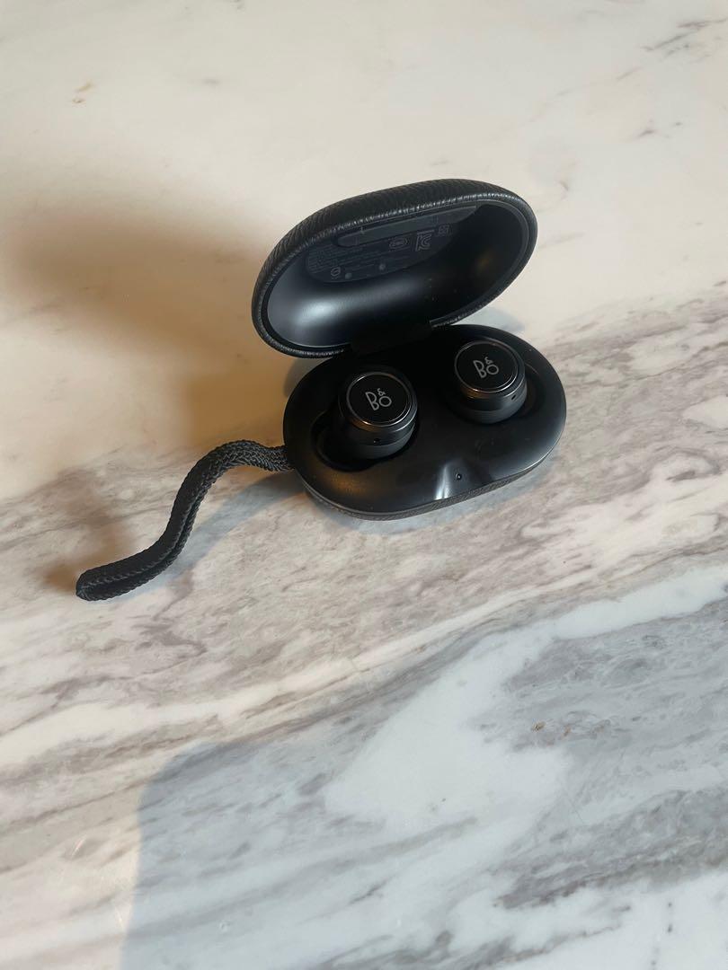 Bang and sales olufsen e8 v1