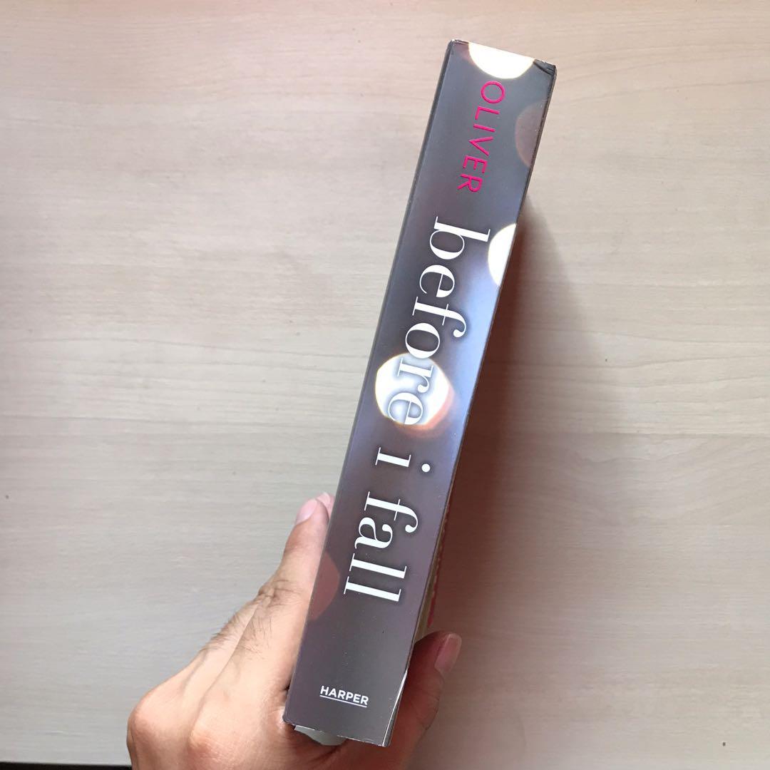 Before I Fall by Lauren Oliver (Category: Storybooks) located in San Juan City. Submitted by khmanalo (Listing ID 1158580839, Image 2). Description: ⛔️ no shopee cod ⛔️ mop: bpi/gcash mod: gogo xpress/lalamove/etc *all books are in very good condition, for pictures/inquiries kindly send me a pm. thanks! 🤓.
