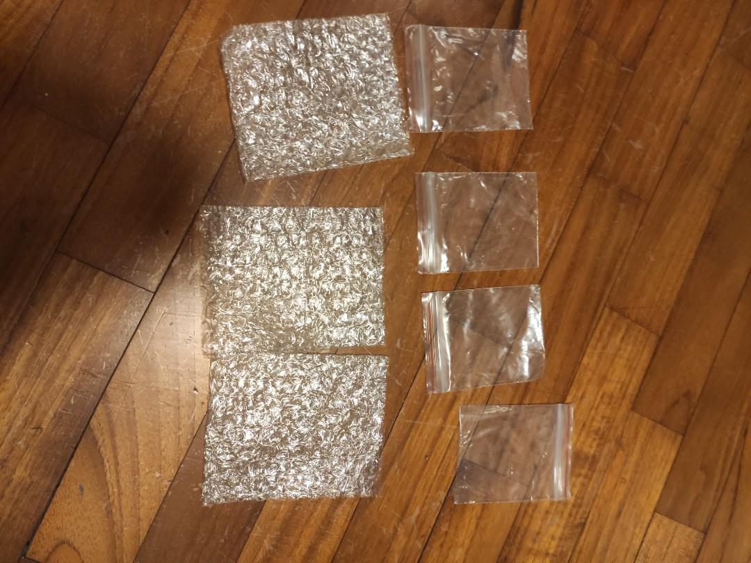 Bubble wrap sleeve , ziplock baggies, Hobbies & Toys, Stationery