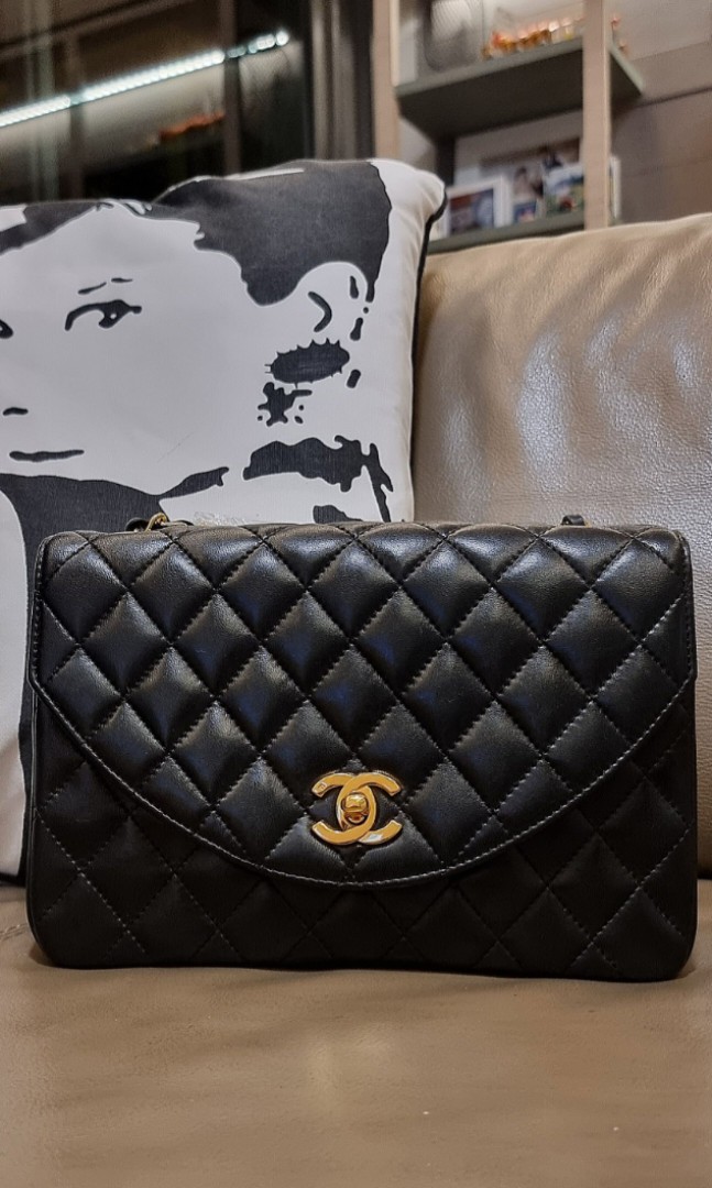 Chanel Half Moon Vintage Flap bag