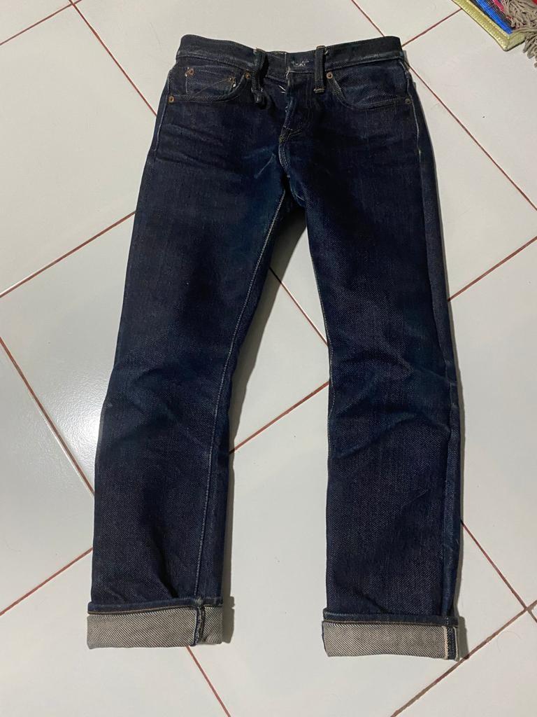 Denim sage 25oz size 30, Fesyen Pria, Pakaian , Bawahan di Carousell