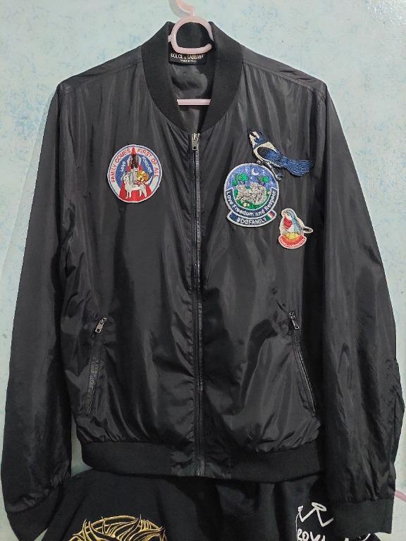 Dolce & Gabbana Jacket (AUTHENTIC/ ORIGINAL) (Category: Luxury Apparel) located in Paranaque City. Submitted by justcody (Listing ID 1158665174, Image 2). Description: DOLCE AND GABBANA EMBROIDERED PATCH JACKET (AUTHENTIC/ ORIGINAL) BEING SOLD NOW FOR $652.26 USD (Php 33K+) AT EBAY. PM ME FOR MORE DETAILS. NO TO LOW BALLERS PLEASE. ACTUAL PHOTOS POSTED. 3rd photo to the last. ----NOT A "BUDGET MEAL"---- EXCELLENT CONDITION COLOR RATE 10/10, NO IS