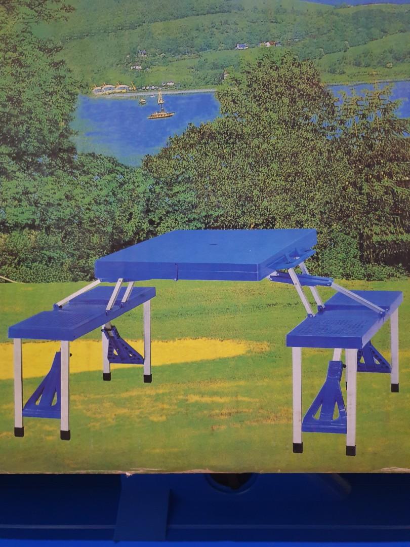 Foldable Picnic Table with 4 Foldable Chairs / Portable Compact Table