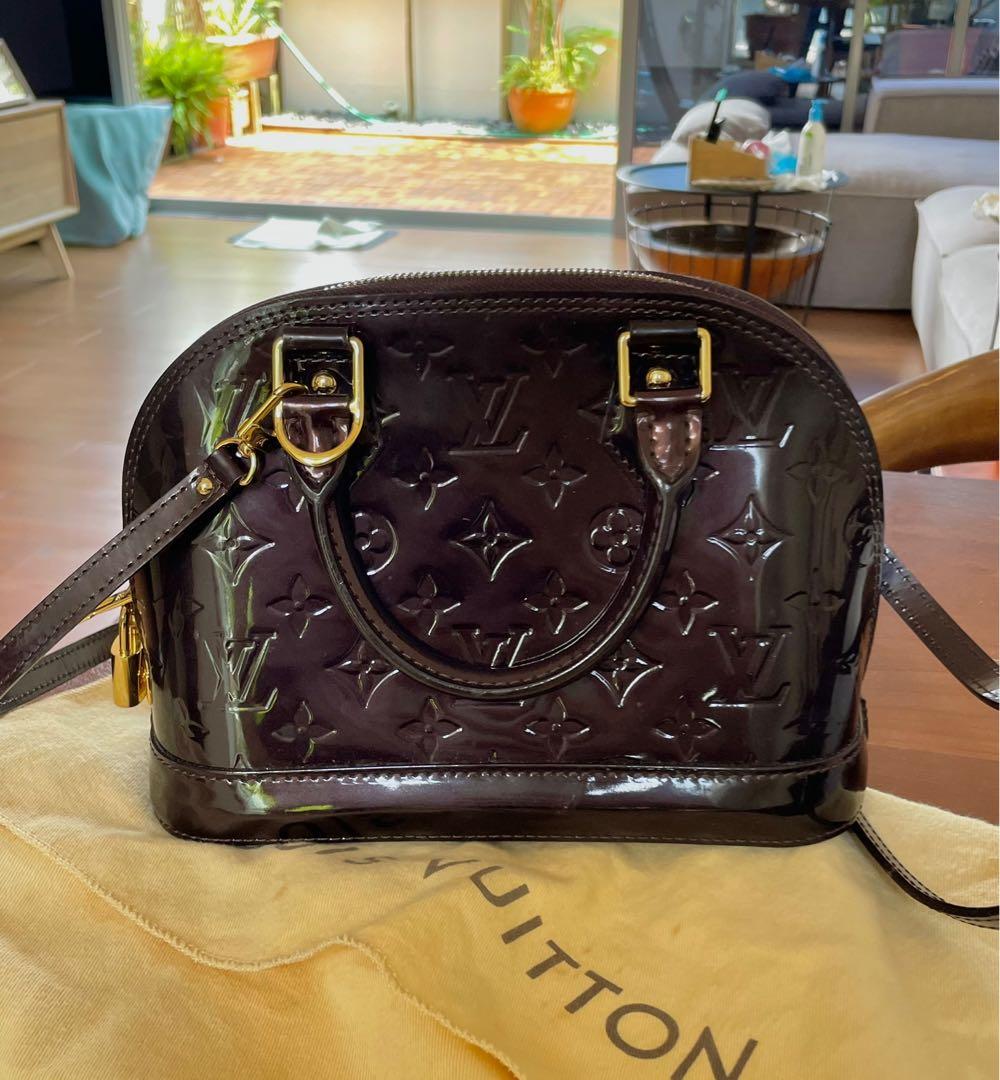 Louis Vuitton vintage Alma bag, Women's Fashion, Bags & Wallets, Cross-body  Bags on Carousell