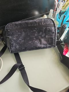 （分類：）位於 。 由 issacsan 提交（商品編號 1158585044，圖片 1）。簡介： 。
