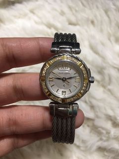 (Category: ) located in . Submitted by luckyjewels (Listing ID 1158658105, Image 1). Description: .