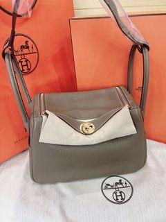 Hermes Lindy 26 in Etoupe gold hardware