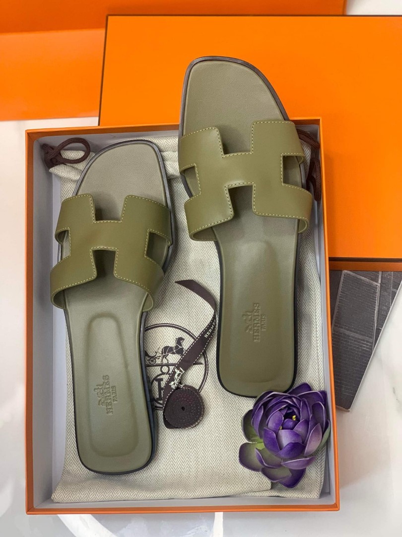 Hermes Oran Army green size 40 Women s Fashion Footwear Flats