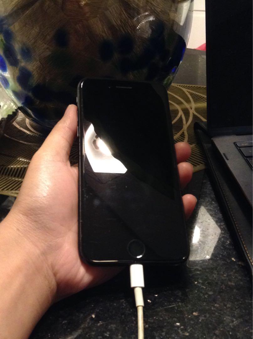 iPhone 7 Matte Black 128gb (Category: iPhone 7 Series) located in Valenzuela. Submitted by itsanneee (Listing ID 1158668873, Image 3). Description: iPhone 7 128gb Matte Black Bought in New Zealand Battery Maximum Capacity: 69% Physical damages: Minimal scratches Technical Issues: • No fingerprint; • Unusable home button; • microphone & audio issues for phone calls (but no issues in using apps such as instagram, fb, netflix, youtube, etc.)(in answ