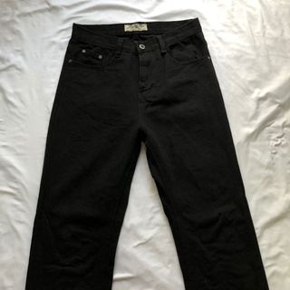 (Category: ) located in . Submitted by thrift.jules (Listing ID 1158652388, Image 1). Description: .