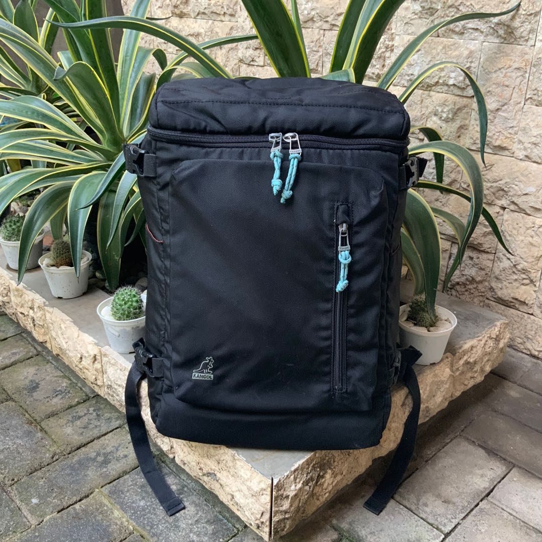 KANGOL URBAN TRAVEL BACKPACK BLACK, Fesyen Pria, Tas Dompet