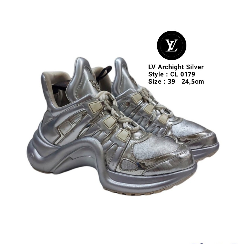 sport sepatu Louis Vuitton Silver Archlight Sneakers