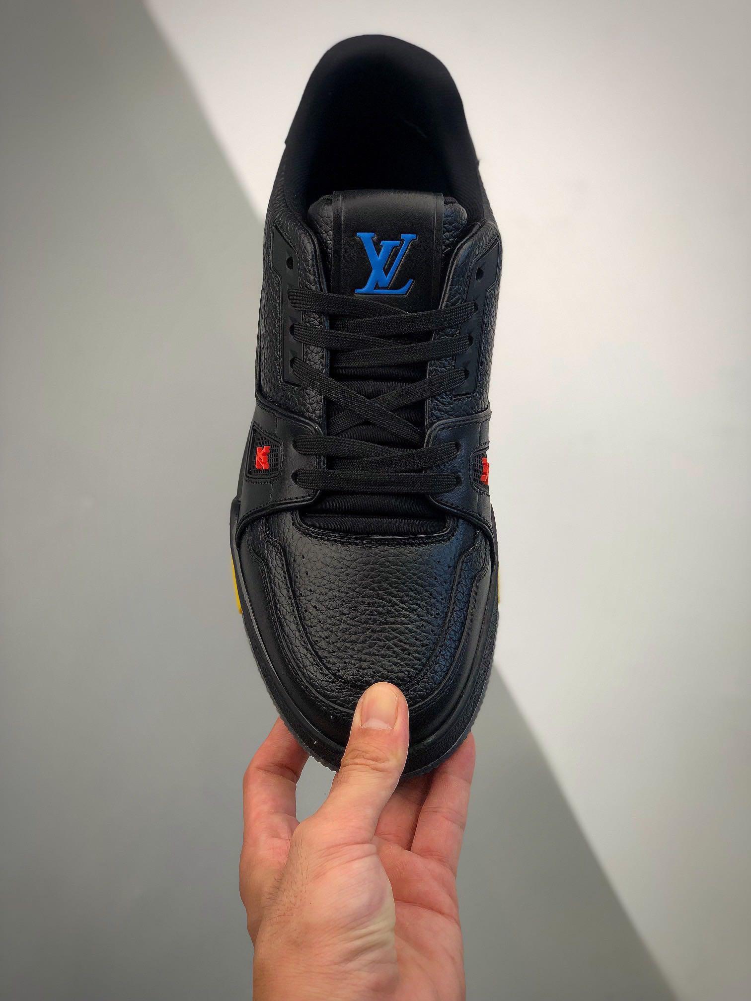 louis vuitton trainer black signature