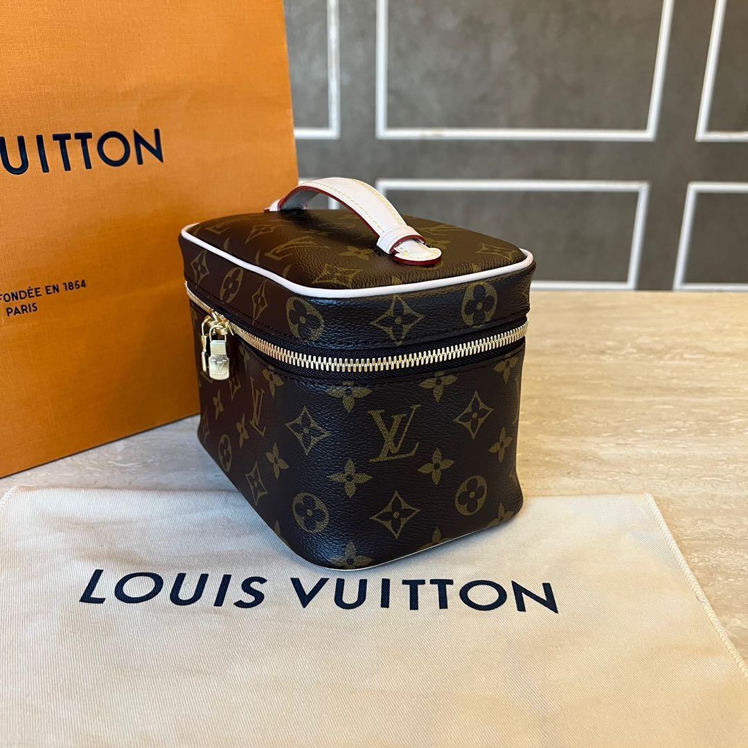 Shop Louis Vuitton Nice mini toiletry pouch (M44495) by CITYMONOSHOP