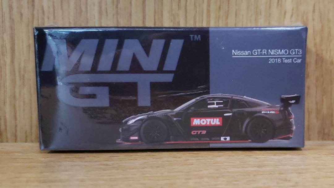 Mini GT Nissan GT-R NISMO GT3 2018 Test Car, 興趣及遊戲, 玩具