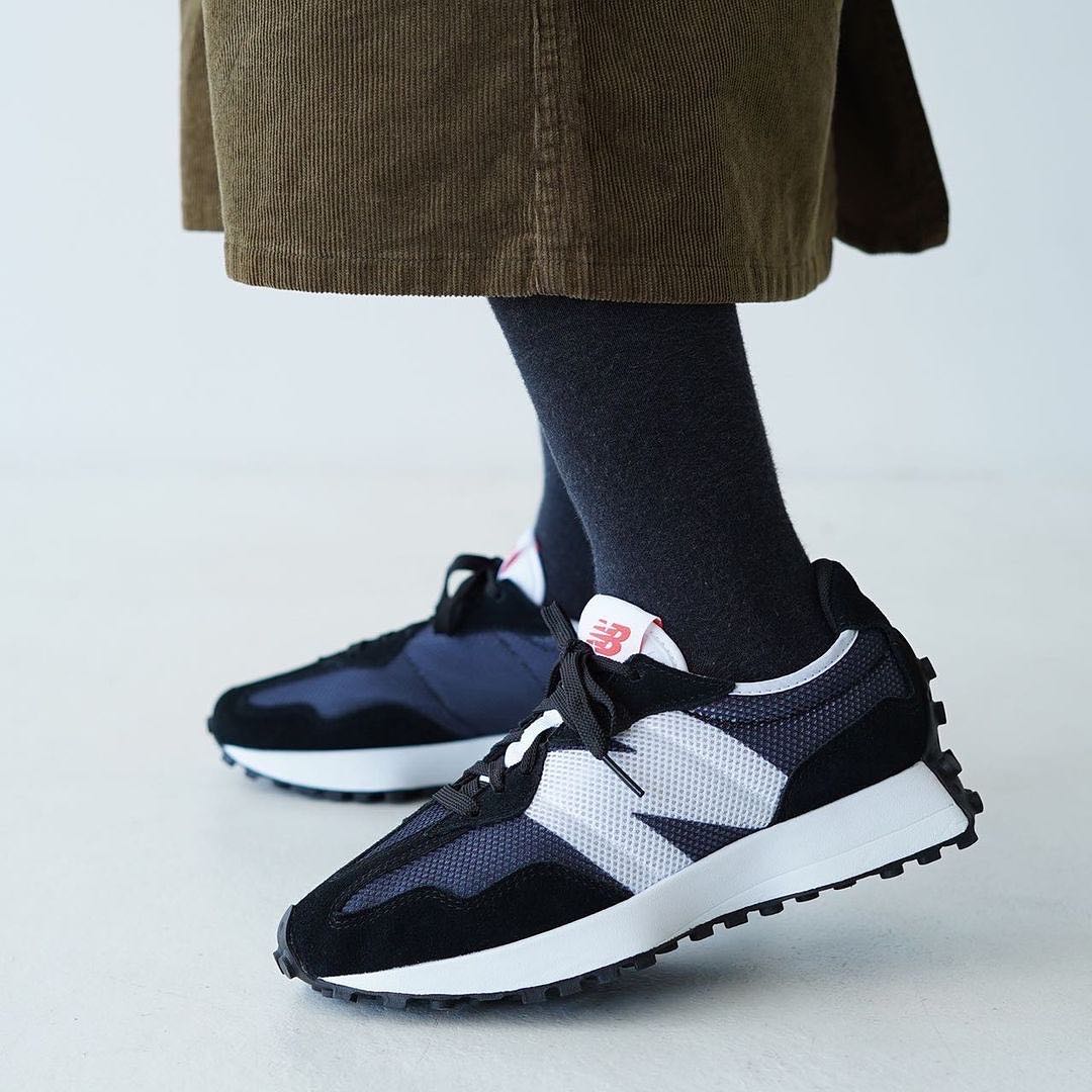 New Balance 327 MS327BC 黑, 男裝, 鞋, 波鞋- Carousell