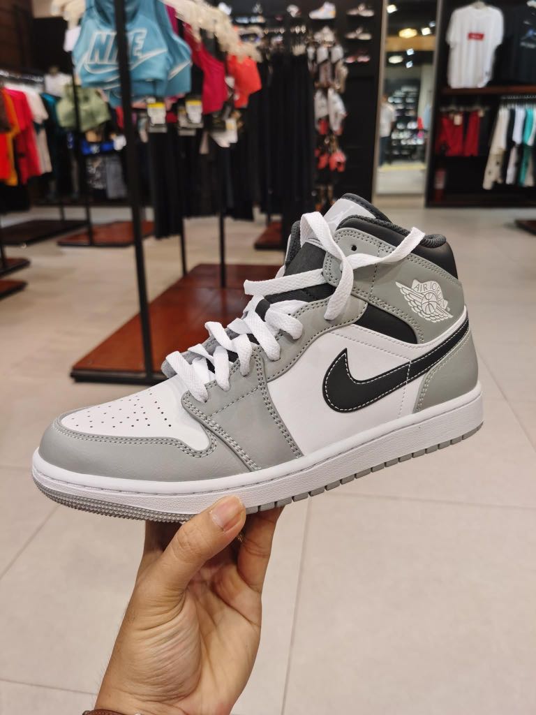 Nike Jordan Mid Cut, Men's Fashion, Footwear, Sneakers on Carousell
