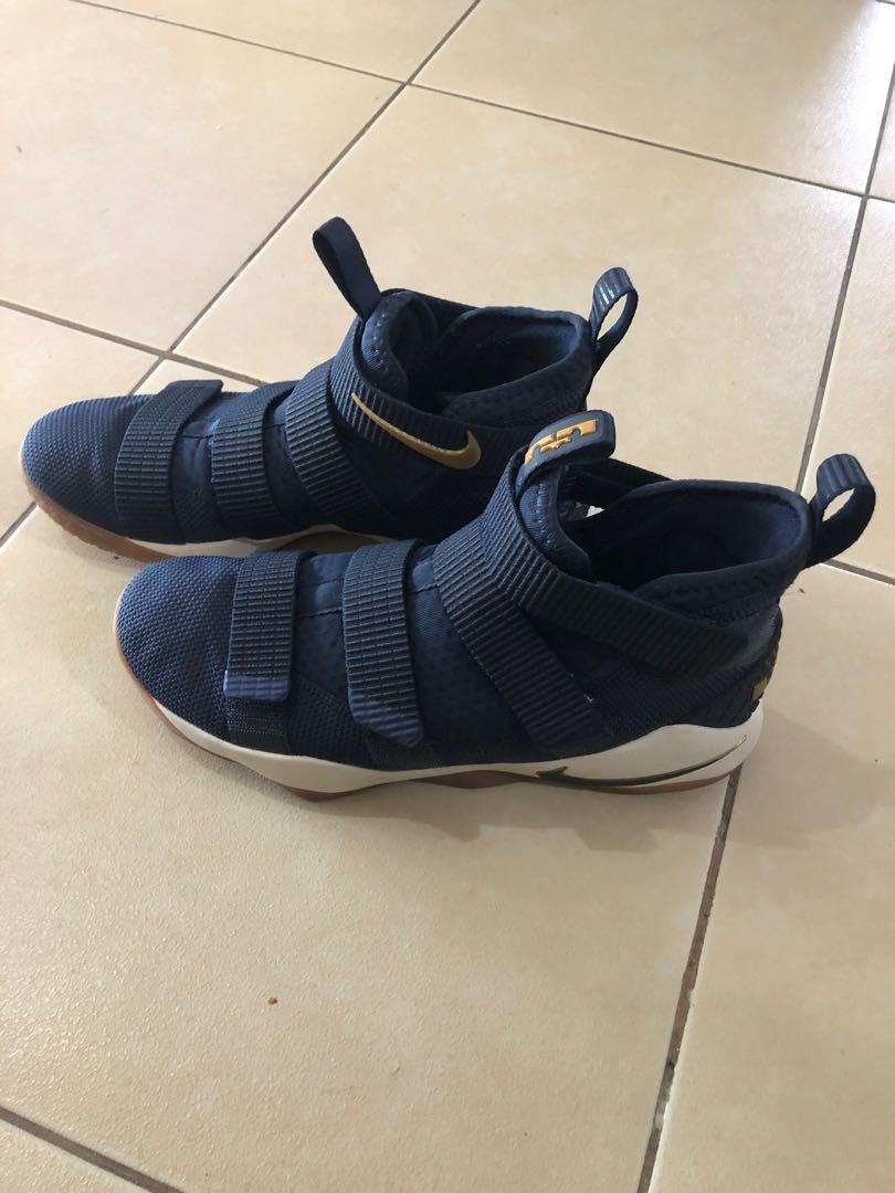 Nike LeBron Soldier 11 Men's Basketball 
