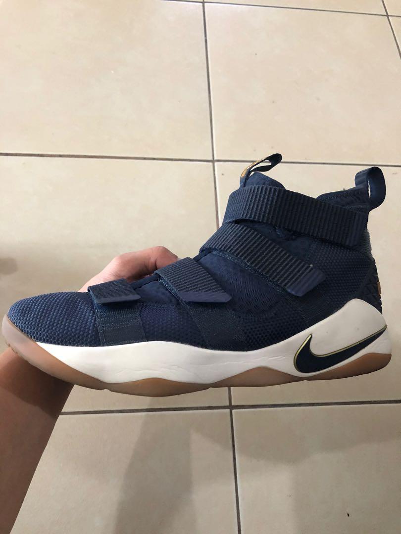 Nike LeBron Soldier 11 Men's Basketball 