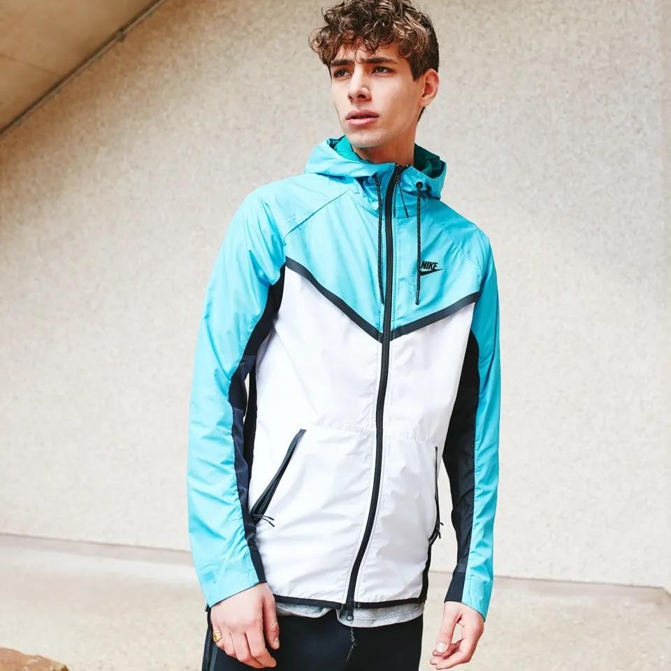 nike tech hypermesh windbreaker jacket Fesyen Pria Pakaian Baju Luaran di Carousell