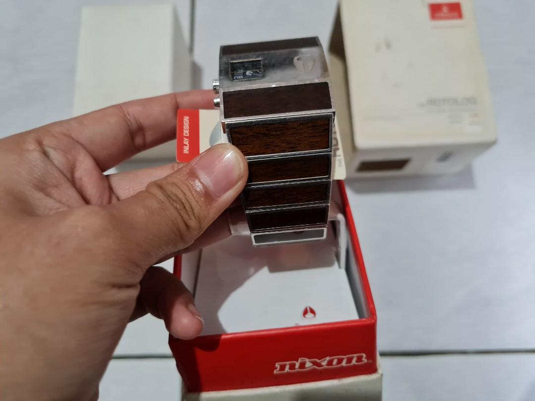 Nixon rotolog dark wood new arrivals