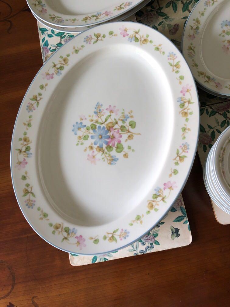 Noritake Ivory China Dinnerware & Tea set, Furniture & Home Living