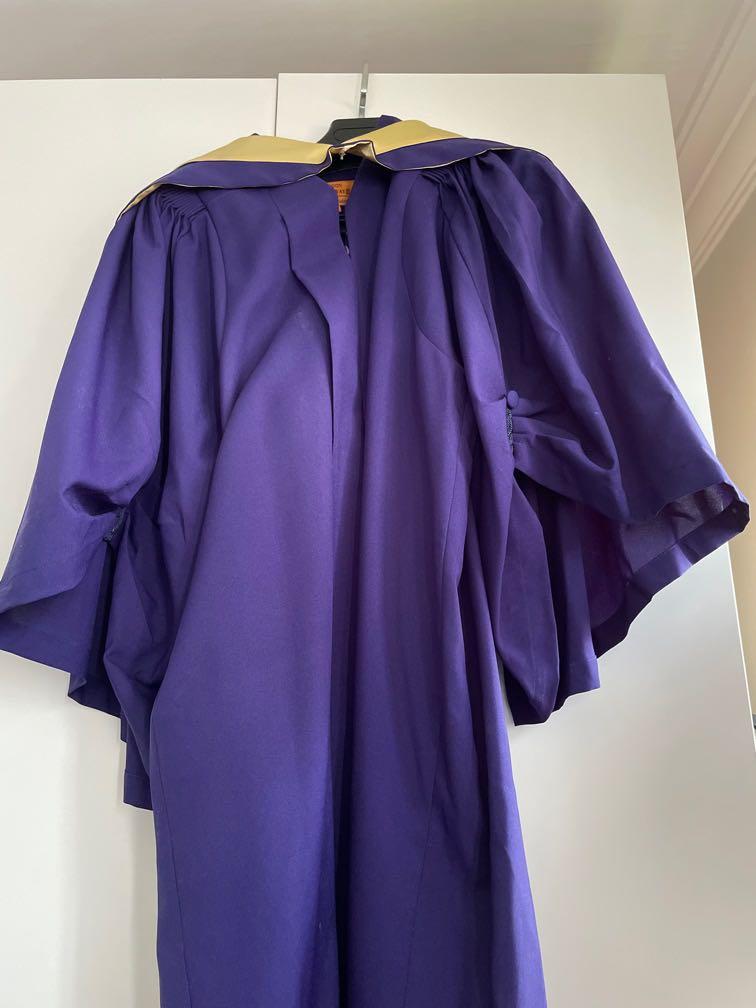 NUS Bachelor’s of Science Graduation Gown, Everything Else on Carousell