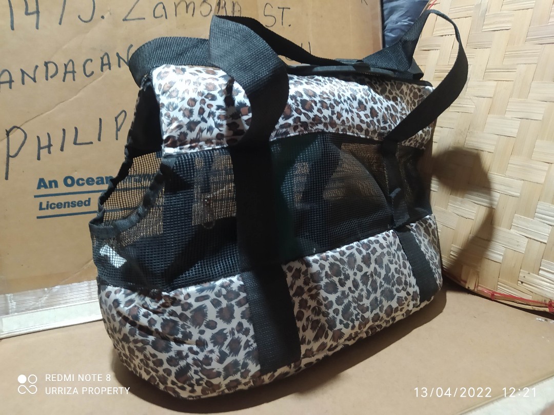 Pet carrier bag leopard print Pet Supplies Homes Other Pet Accessories on Carousell