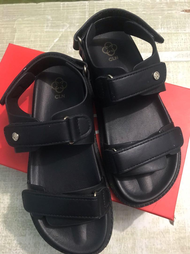 CLN Sandals for sale Pm for inquiries - Tindahan ni Kaye