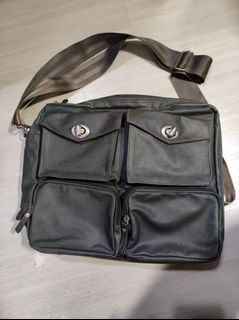 (Category: ) located in . Submitted by a-unpublished (Listing ID 1158555639, Image 1). Description: .