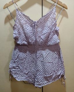 (Category: ) located in . Submitted by thriftqueens0322 (Listing ID 1158619226, Image 1). Description: .