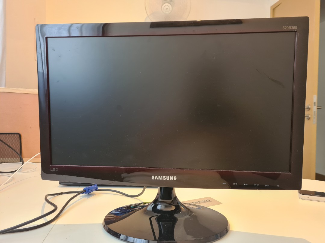 Samsung monitor S20D300NH, Computers & Tech, Parts & Accessories ...