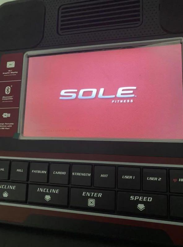Sole Fitness F85 Treadmill, Sports Equipment, Exercise & Fitness