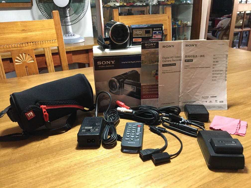 Sony Digital HD Video Camera Recorder, Photography, Video Cameras on