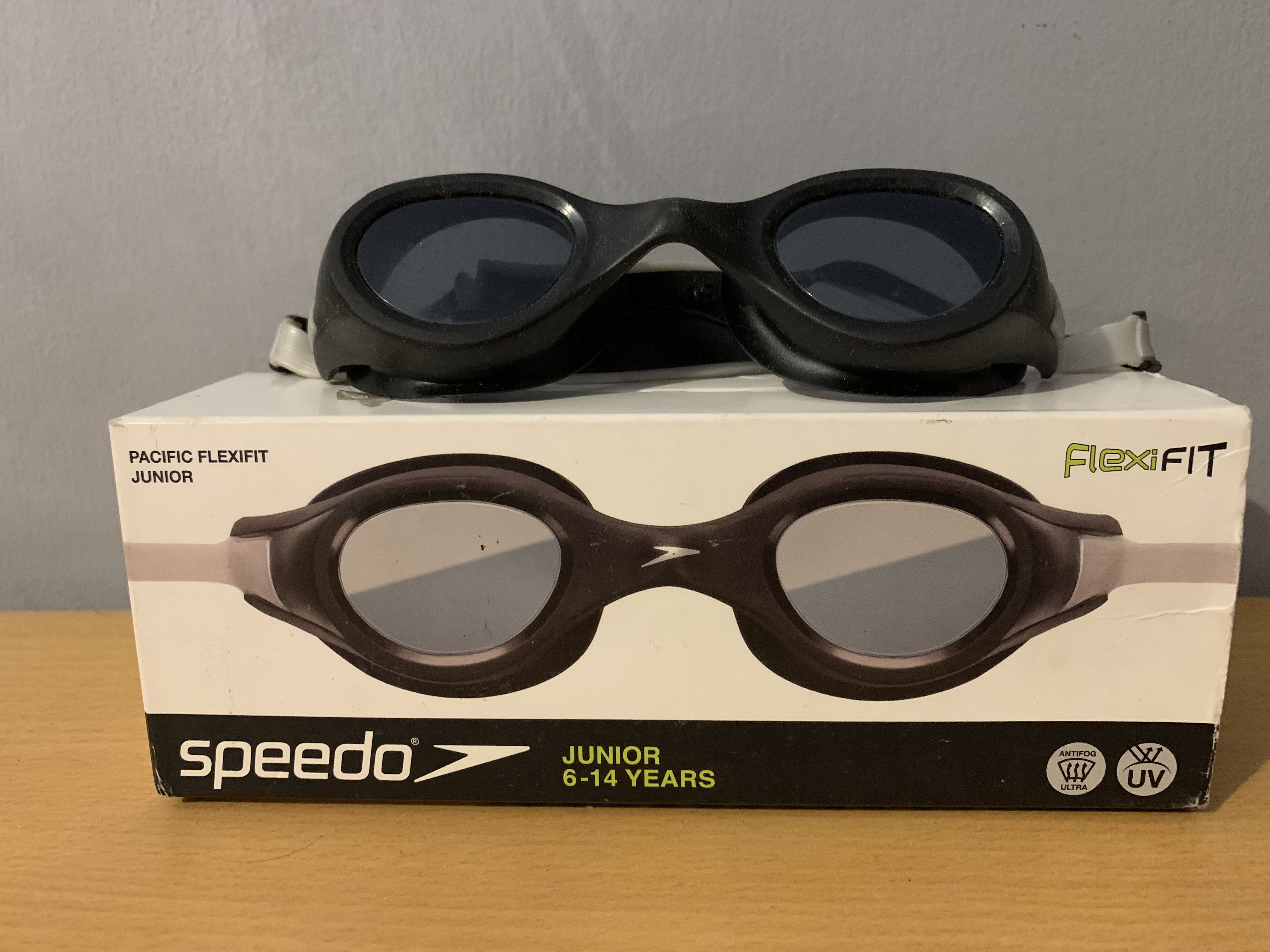 Speedo flexifit goggles deals