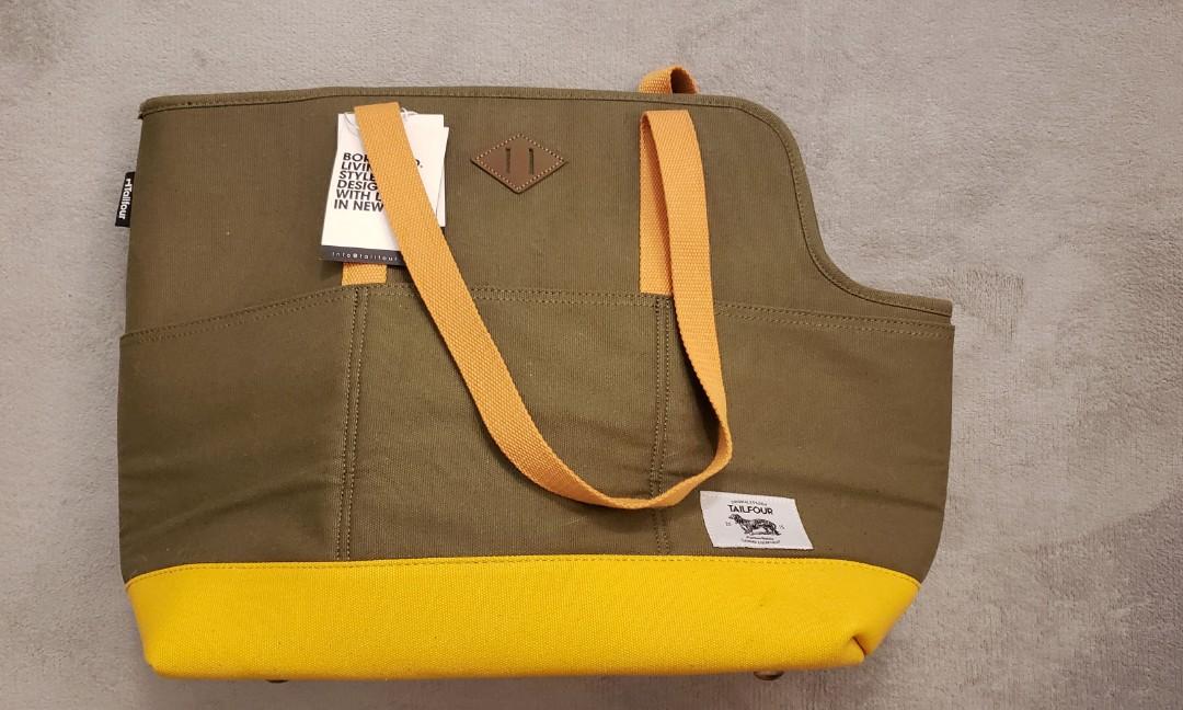 Dog Carrier Bag Tailfour Army Green Canvas