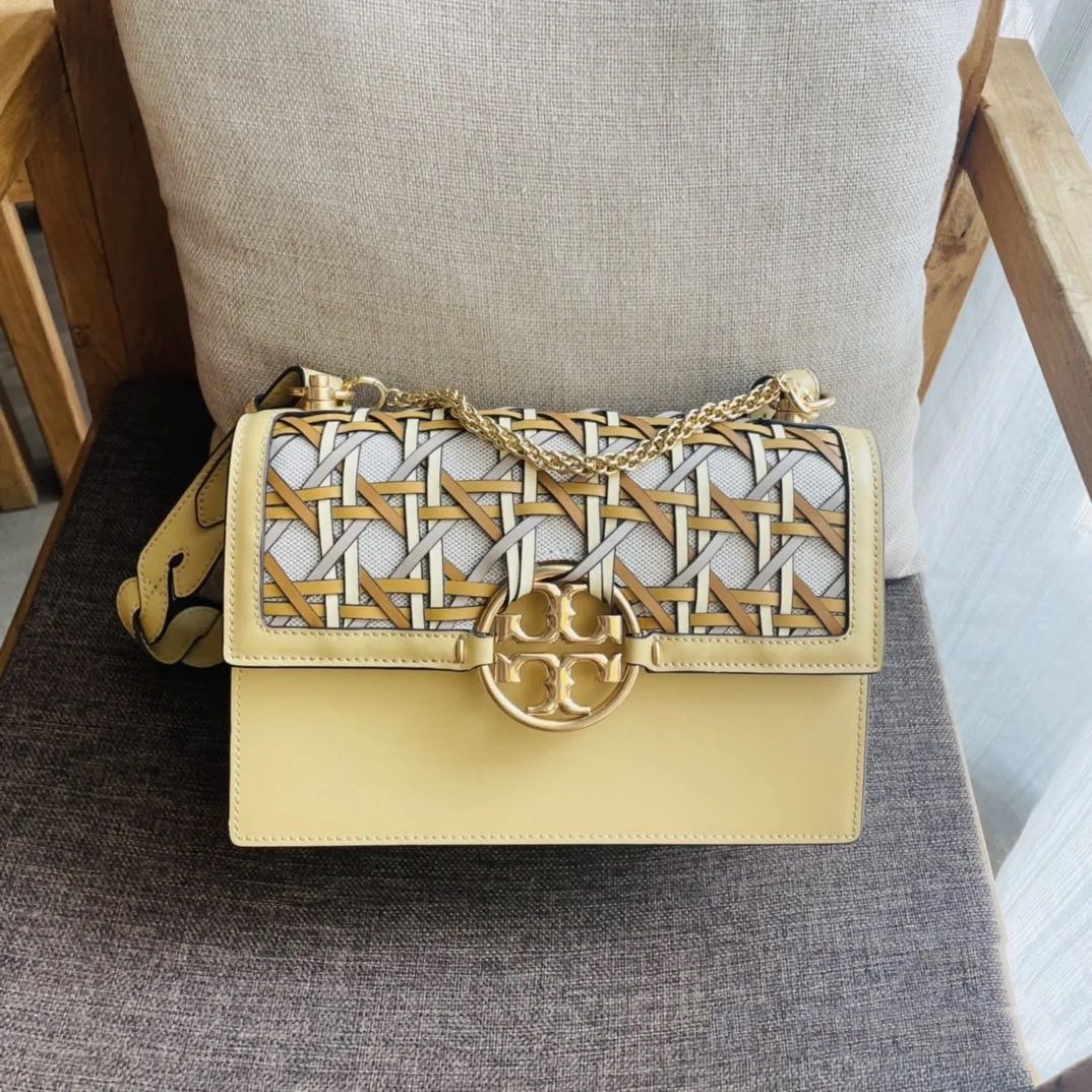 PREORDER) TORY BURCH - FLEMING SOFT STRAW SMALL CONVERTIBLE SHOULDER BAG,  Luxury, Bags & Wallets on Carousell